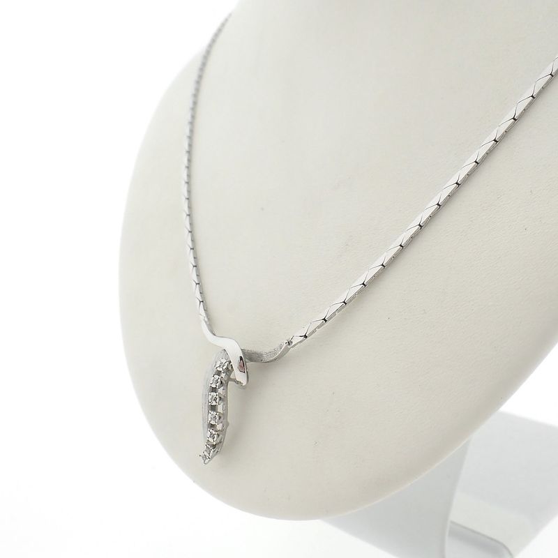 Image 4 of White gold necklace with diamond 0.035 ct.