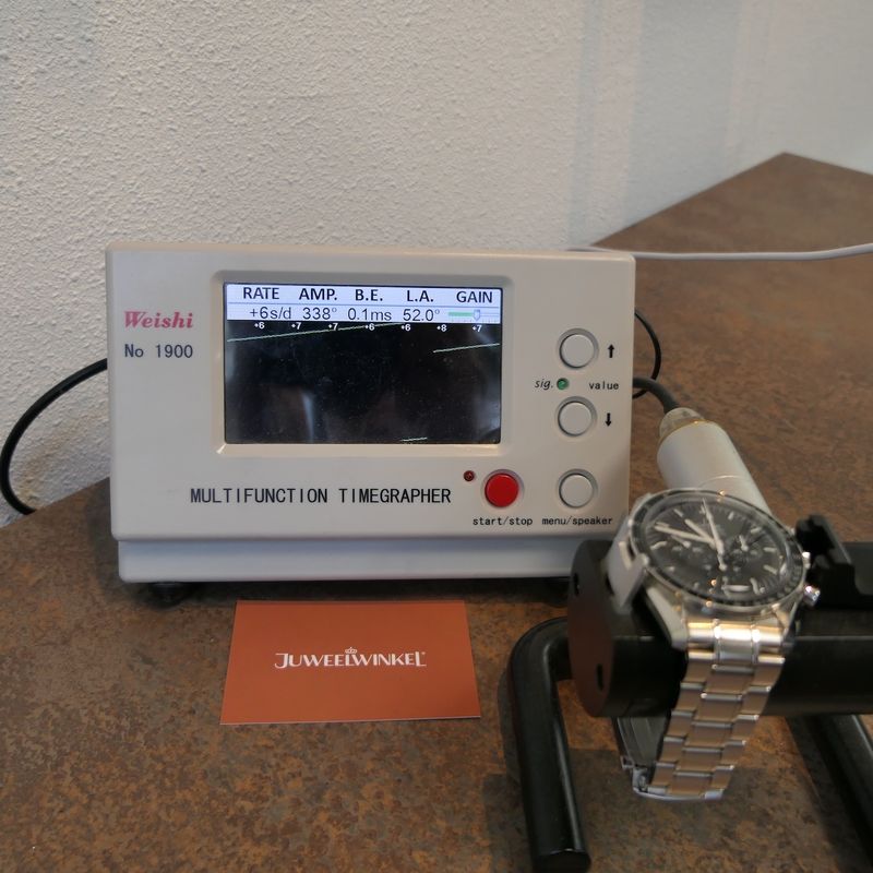 Image 24 of Omega Speedmaster Professional 'Moonwatch' 311.30.42.30.01.005; Chronograph men's watch