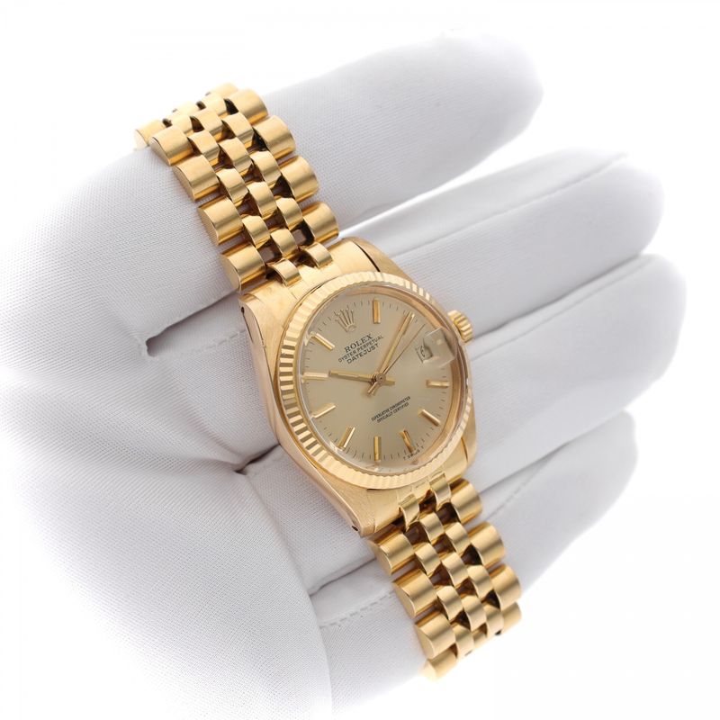 Image 14 of Rolex Datejust 31mm 18ct Gold Watch