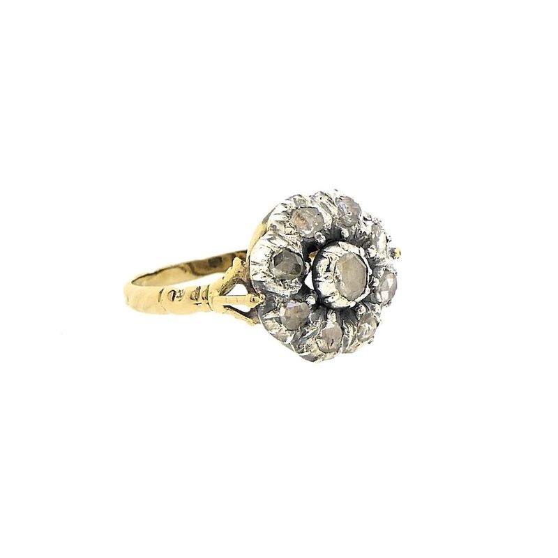 Image 4 of Gold Victorian ring with rose-cut diamonds; approx. 0.21 ct.