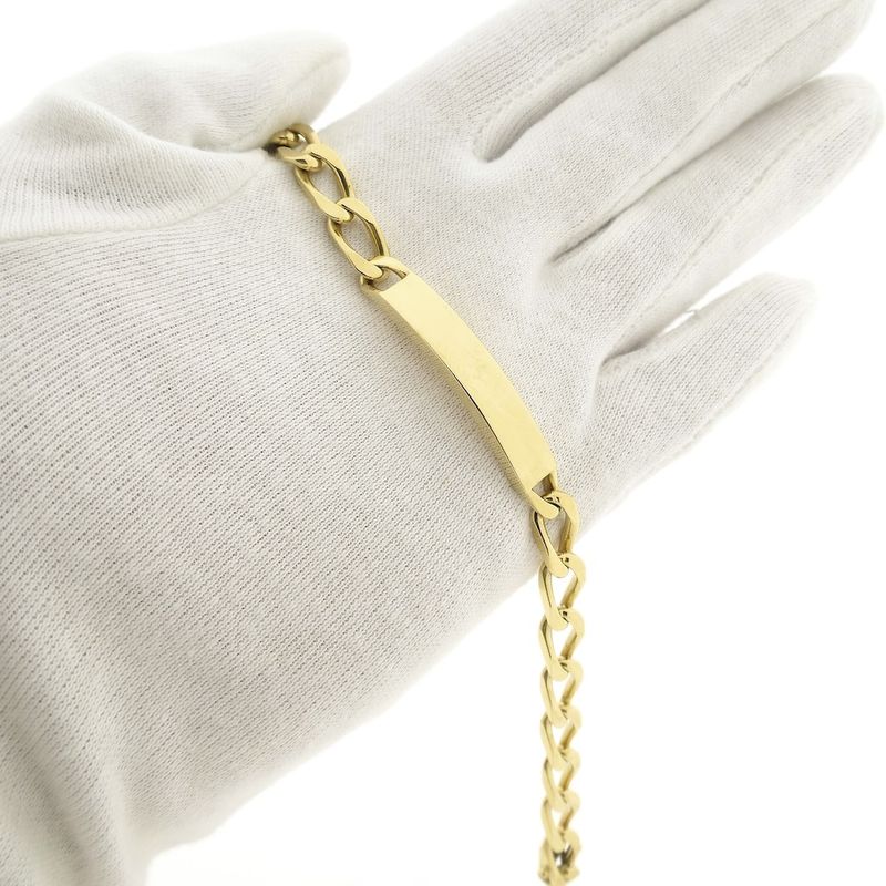 Image 12 of Exclusive gold flat gourmet link bracelet with engraving plate; BREV | 21.5 cm