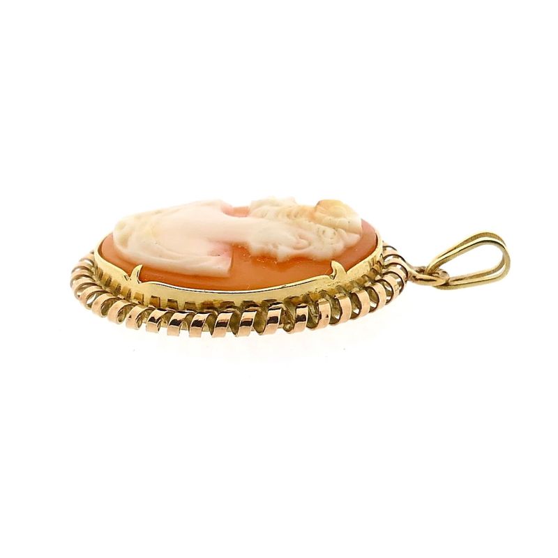 Image 8 of Gold Cameo Pendant