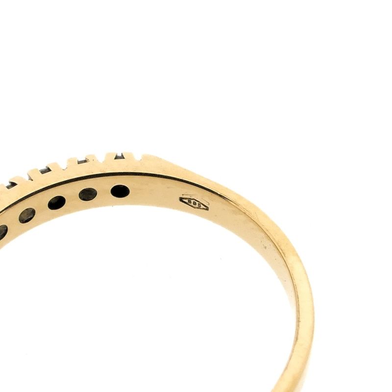 Image 8 of Gold ring with diamond | 0.175 ct.