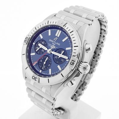 Breitling Chronomat B01 42; Automatic men's watch Image 2 of Breitling Chronomat B01 42; Automatic men's watch