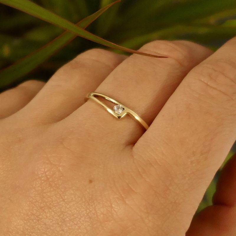 Image 10 of Gold solitaire ring with zirconia; Assos
