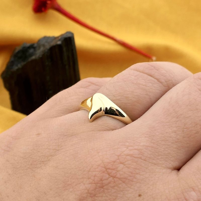 Image 4 of Gold Abstract Ring; 14 Karat; Size 17