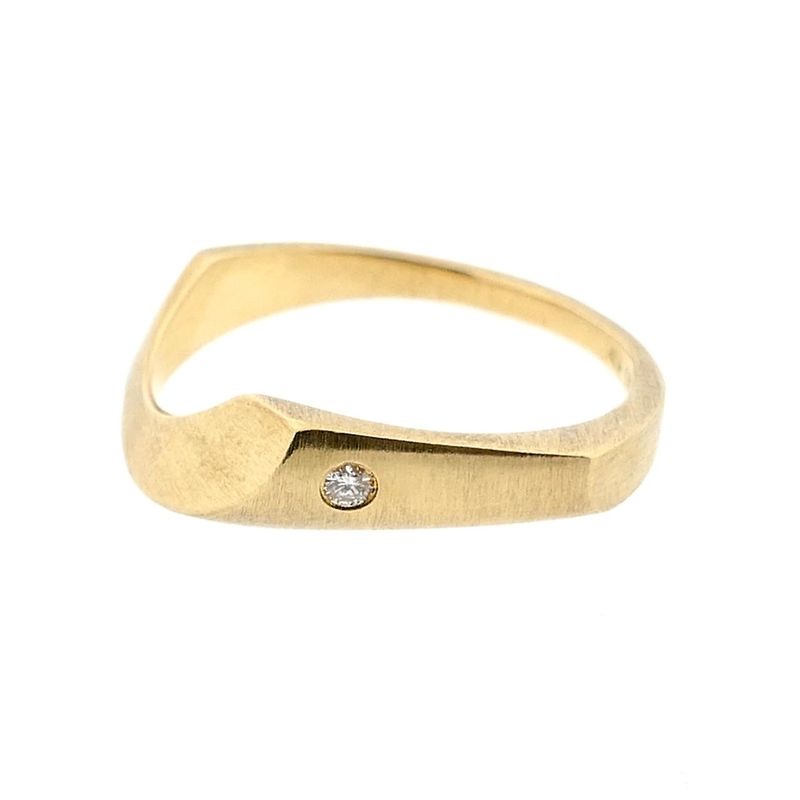 Image 5 of Gold ring with diamond; 0.02 ct.