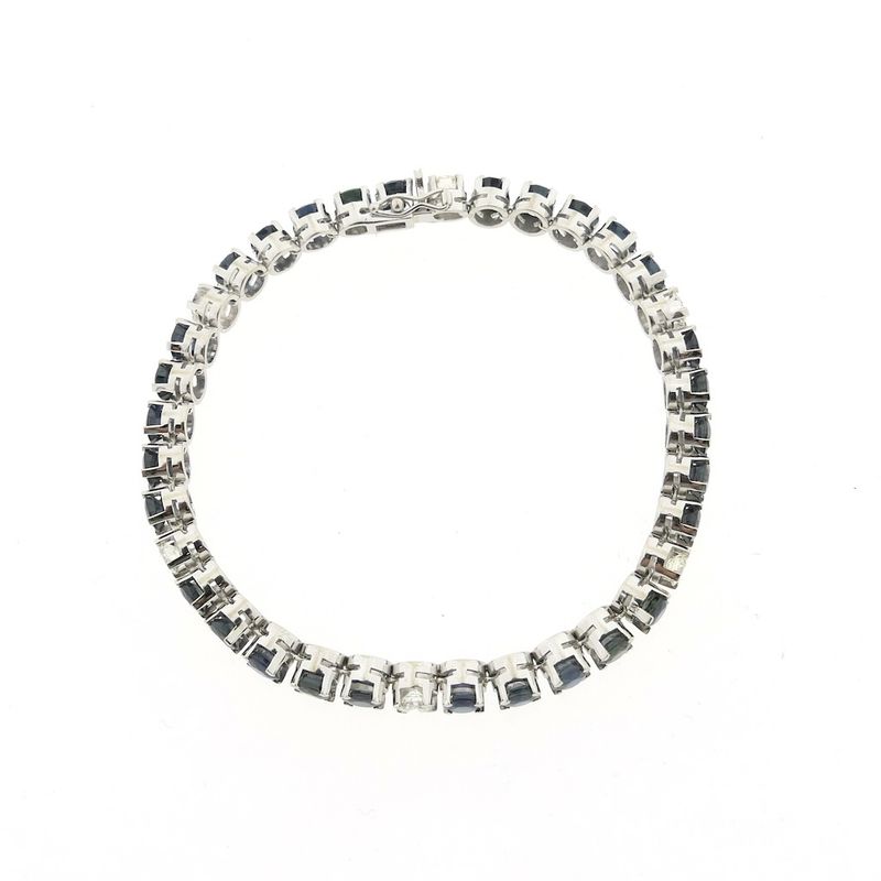 Image 4 of 18K white gold tennis bracelet with diamond and sapphire | 18 cm