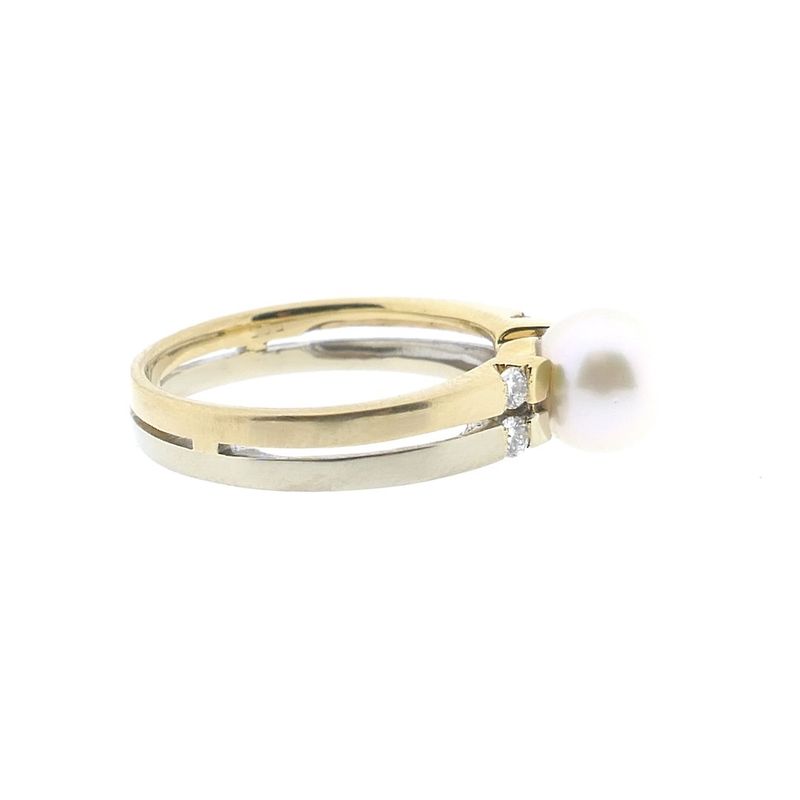 Image 5 of Two-tone gold ring with pearl and diamonds; 0.06 ct.