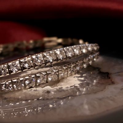 Image 2 of White gold link bracelet with diamond; approx. 1.75 ct.
