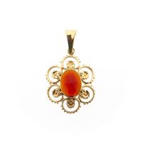 Vintage Floral Gold Pendant with Carnelian
