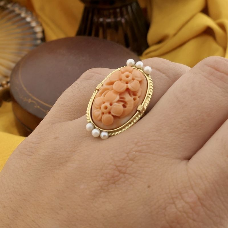 Image 8 of Vintage gold ring with red coral and pearl