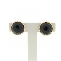 Gold stud earrings with garnet