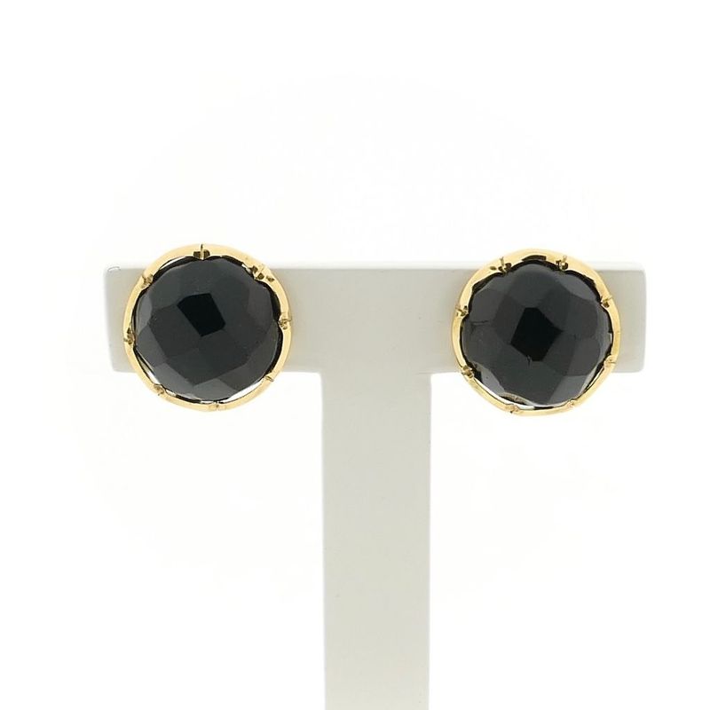 Image 1 of Gold stud earrings with garnet