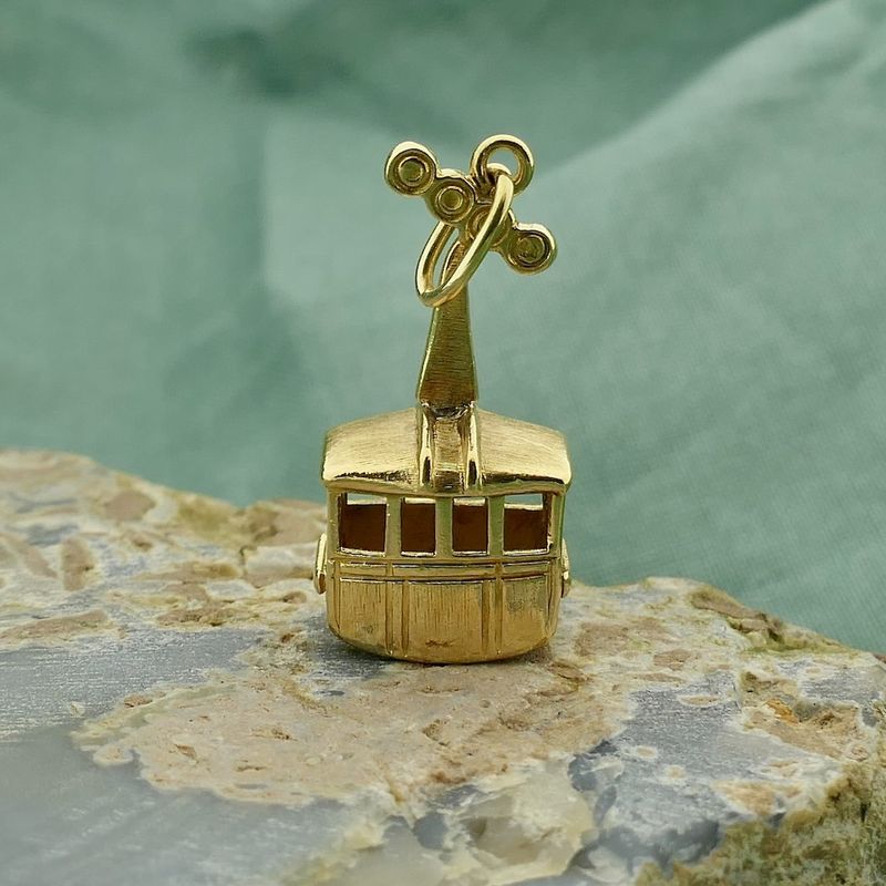 Image 11 of Gold pendant of a gondola