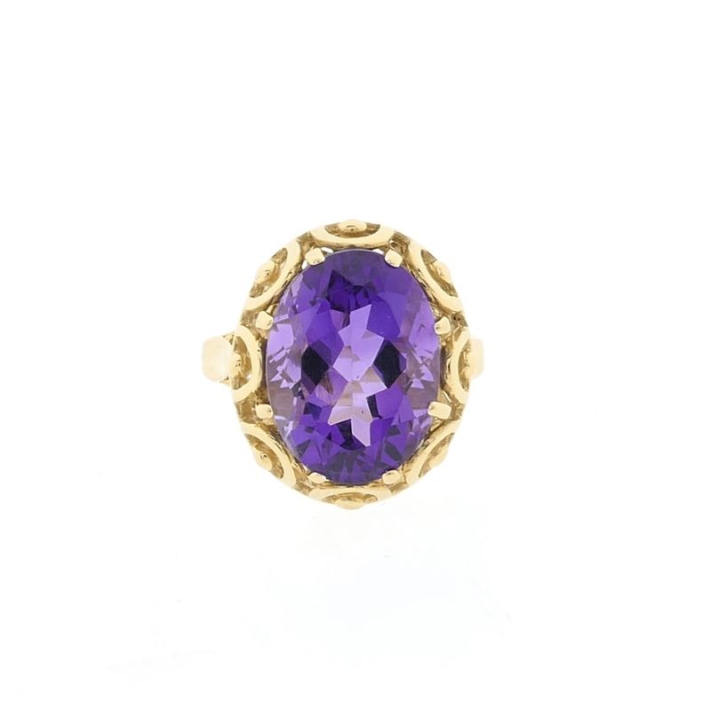 Image 6 of Gold ring with amethyst | Vintage