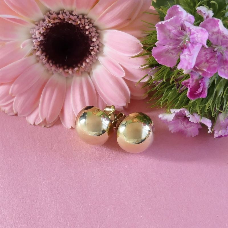 Image 2 of Gold stud earrings | Ball