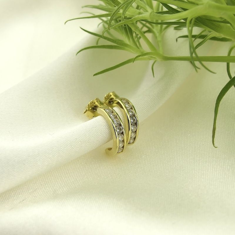 Image 2 of Gold semicircular earrings with zirconia