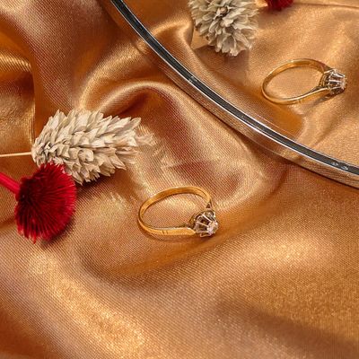 Image 2 of Gold ring with diamond; 0.20 ct.