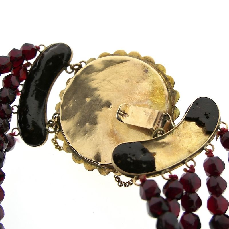 Image 7 of Antique glass bead bracelet with gold clasp