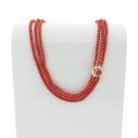 Blood coral bead necklace with gold clasp; Antique | 45 cm