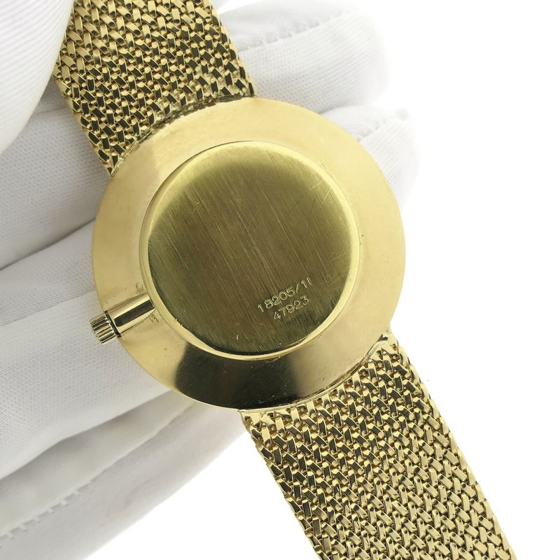Image 11 of Universal Geneva 'Ultra Thin' 18205/11; Vintage 18k gold men's watch