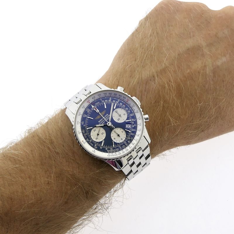 Image 11 of Breitling Navitimer A23322; Chronograph men's watch