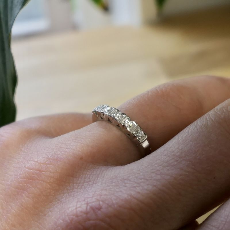 Image 2 of White gold ring with diamond | 0.15 ct.