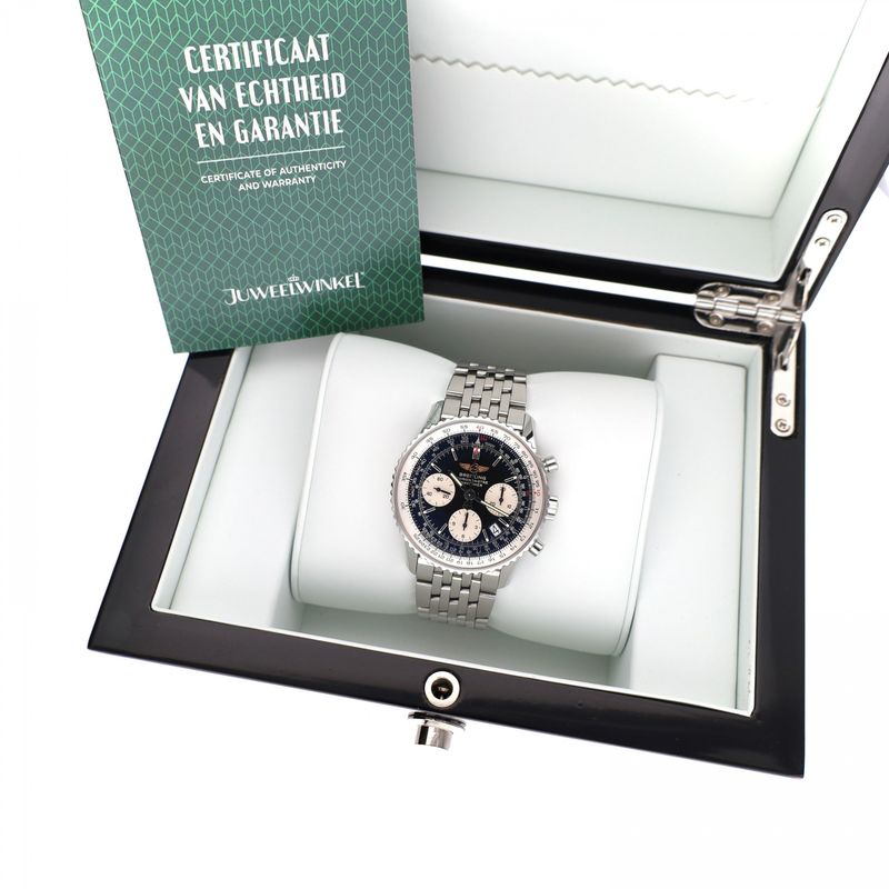 Afbeelding 2 van Breitling Navitimer Chronograph A23322; Automatisch heren horloge