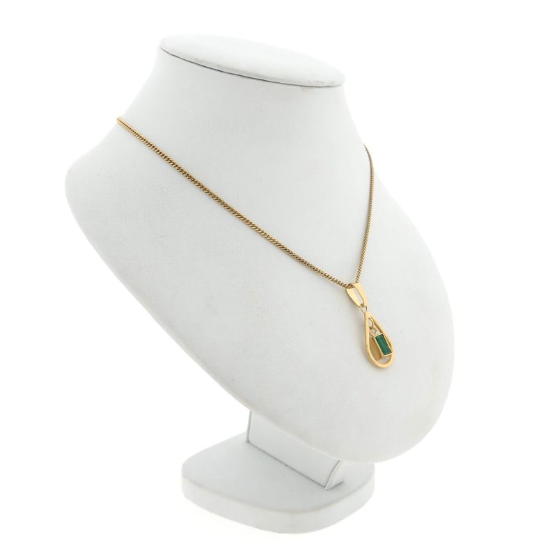 Image 5 of Gold pendant with emerald