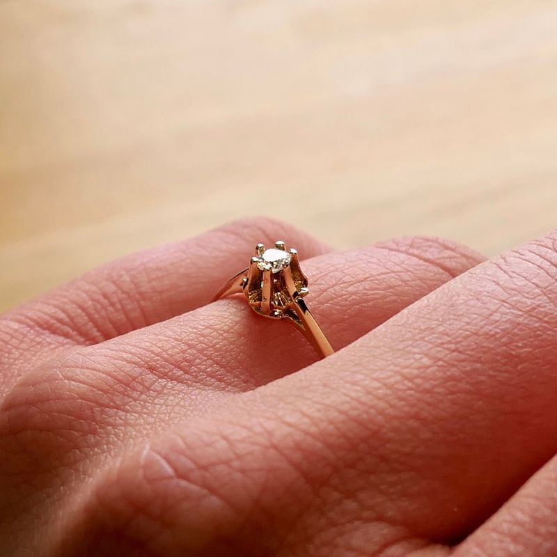 Image 10 of Gold solitaire ring with zirconia