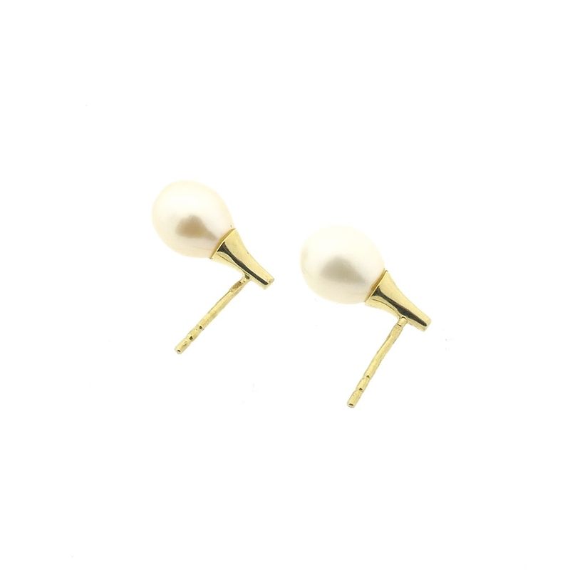 Image 7 of Gold stud earrings with pearl