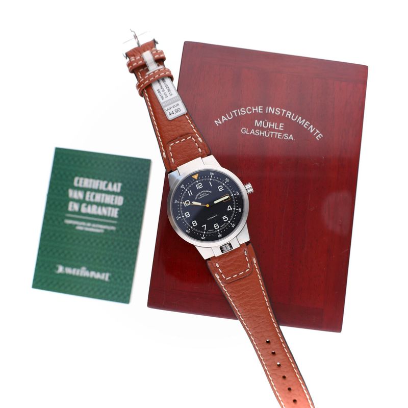 Image 8 of Mühle Glashütte 'Lufthansa Special Edition' M1-35-33 Automatic Watch