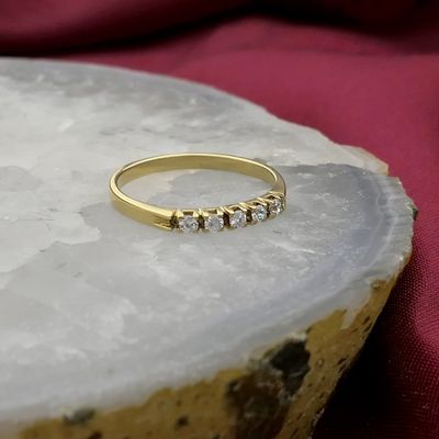 Gold ring with zirconia Image 2 of Gold ring with zirconia