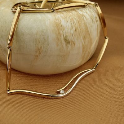 Image 2 of Two-tone gold bar necklace with a fixed pendant and diamond