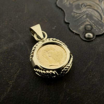 Gold pendant with Mexican coin | Emperor Maximilian 1865 Image 2 of Gold pendant with Mexican coin | Emperor Maximilian 1865