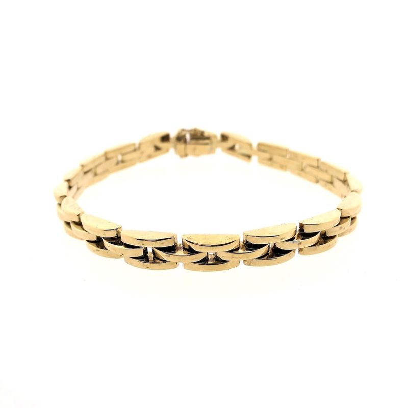 Image 4 of Gold Bismarck link bracelet