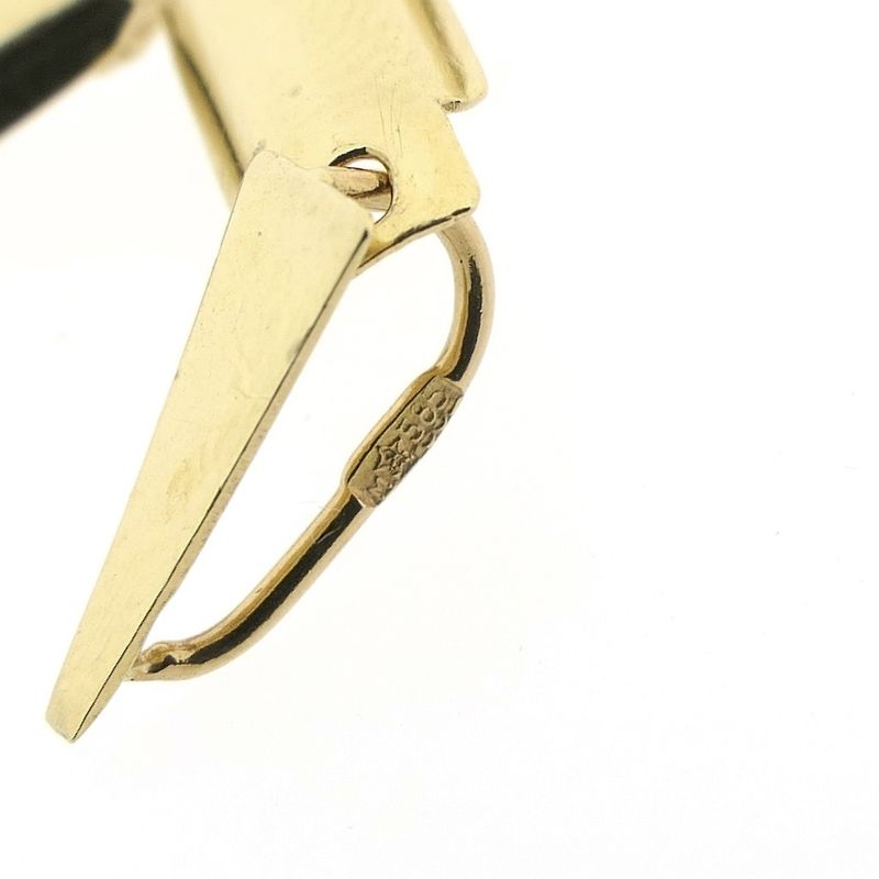 Image 6 of Gold pendant of a cross with corpus