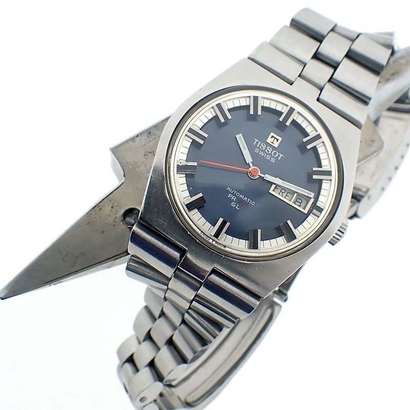 Image 10 of Tissot PR516; Vintage watch