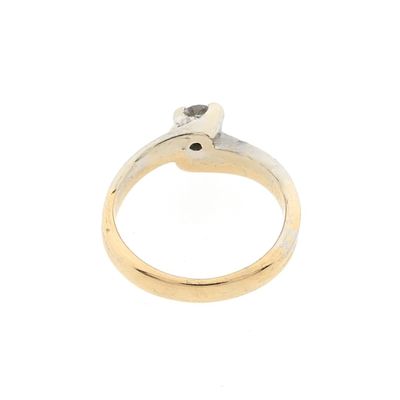 Image 2 of Gold ring with diamond; 0.10 ct.