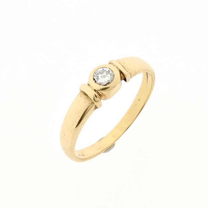 Image 1 of Gold solitaire ring with diamond; 0.14 ct.