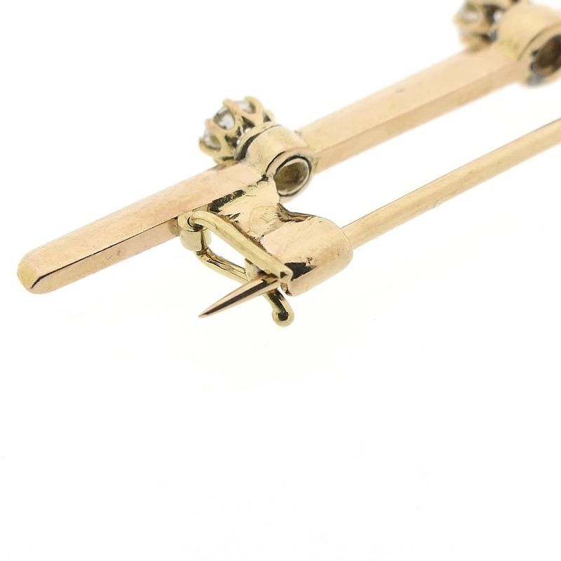 Image 4 of Rose gold brooch with diamond; 0.45 ct.