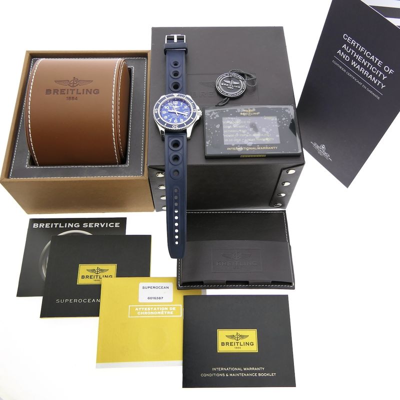 Image 16 of Breitling SuperOcean A17365; Automatic men's diving watch
