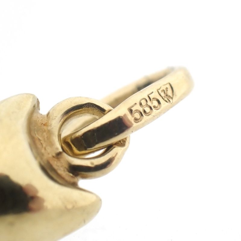 Image 6 of Gold pendant of a cat