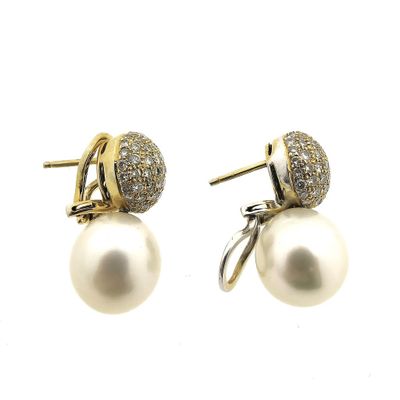 Image 2 of Utopia gold earrings with pearl and diamonds; 1.54 ct.