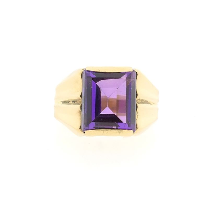 Image 3 of Gold signet ring with purple spinel