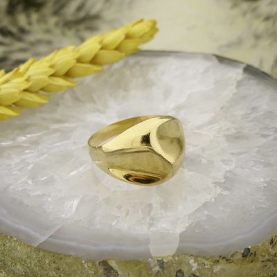 Image 2 of Gold ring with a domed design