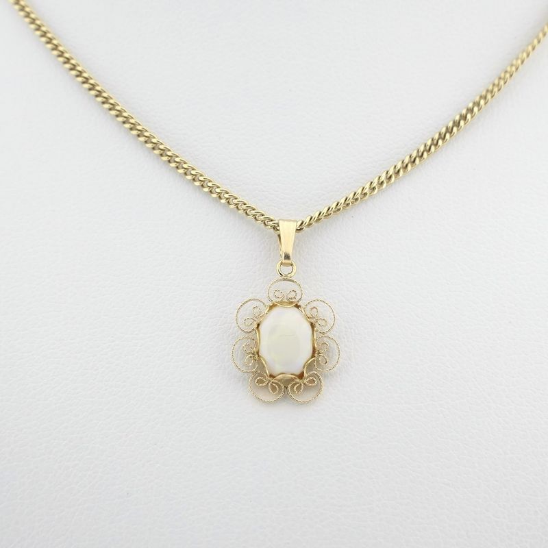 Image 11 of Gold pendant with precious opal | Vintage