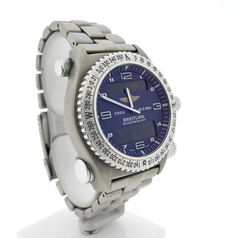 Image 3 of Breitling Emergency Professional E56121; Titanium men's watch with 121.5MHz emergency transmitter