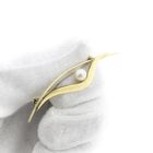 Image 11 of Vintage gold brooch with cultured pearl